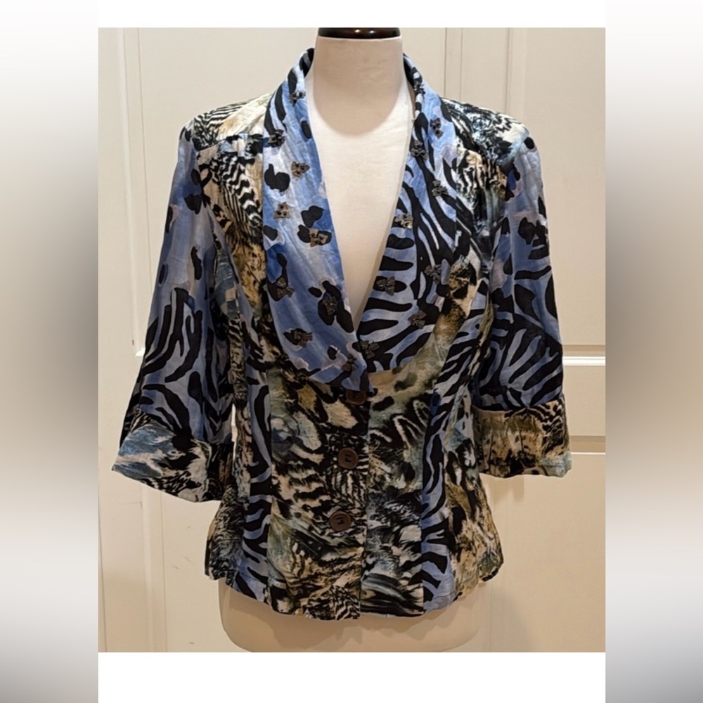Alberto Makali ladies jacket size medium price is firm